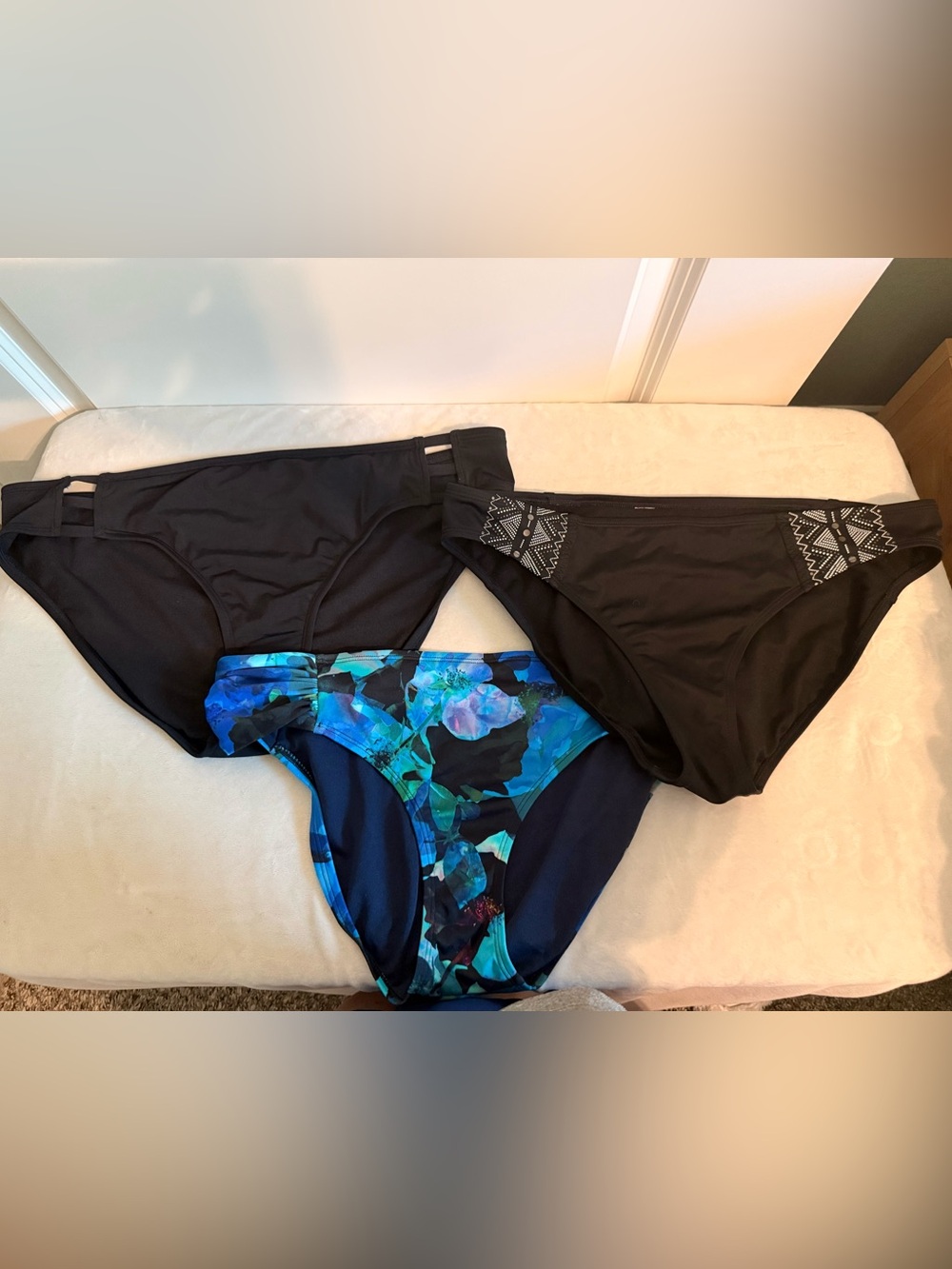 Athleta Black and Blue Floral Bikini Bottoms